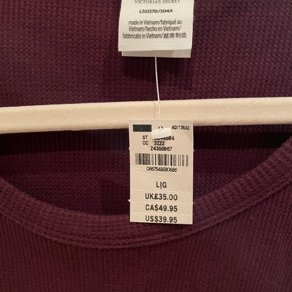 Pink top- Size Large. New with tags. Never worn - Picture 2 of 3